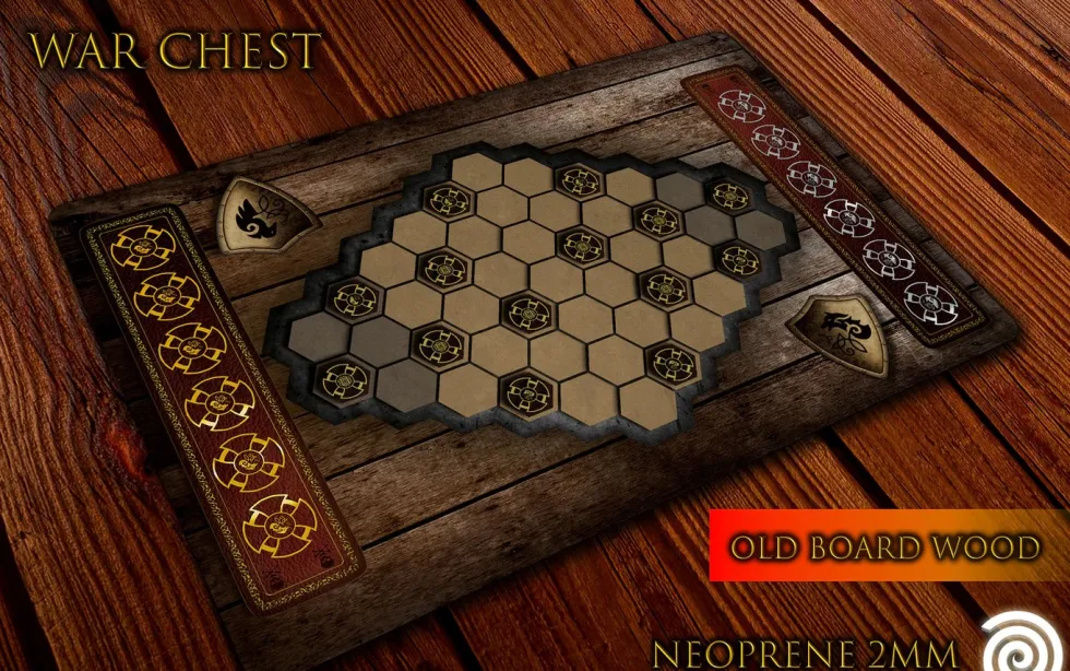 Mata do gry War Chest - stary drewniany stół