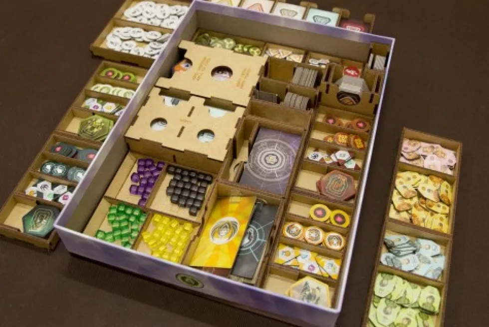 reDrewno: Insert do Anachrony